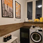Skyview Czerniakow Apartmán