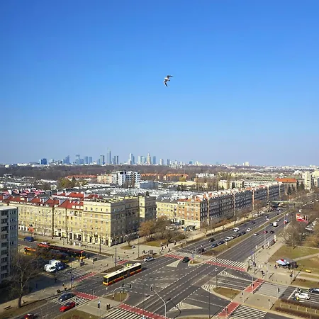 Skyview Czerniakow Apartment *